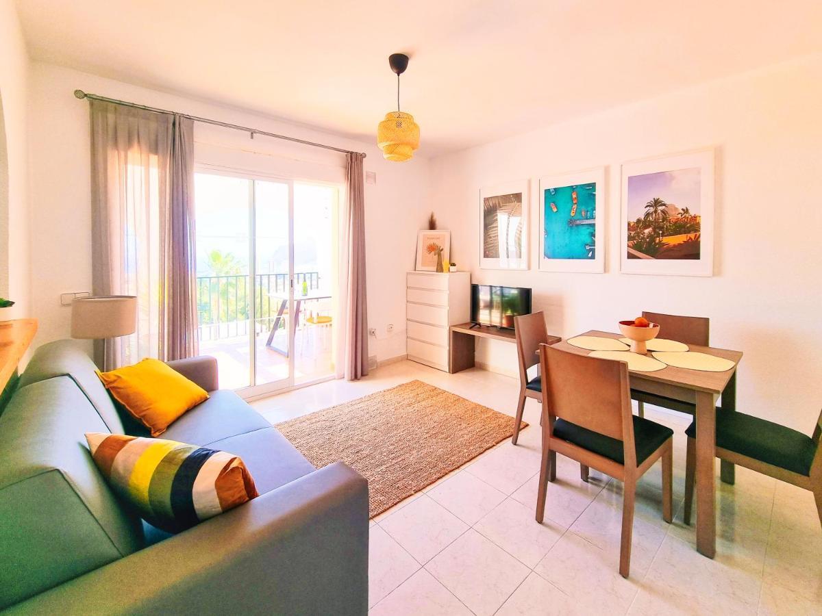 The View: Sea, Mountain, Terrace, Swimming Pool Apartment Calp