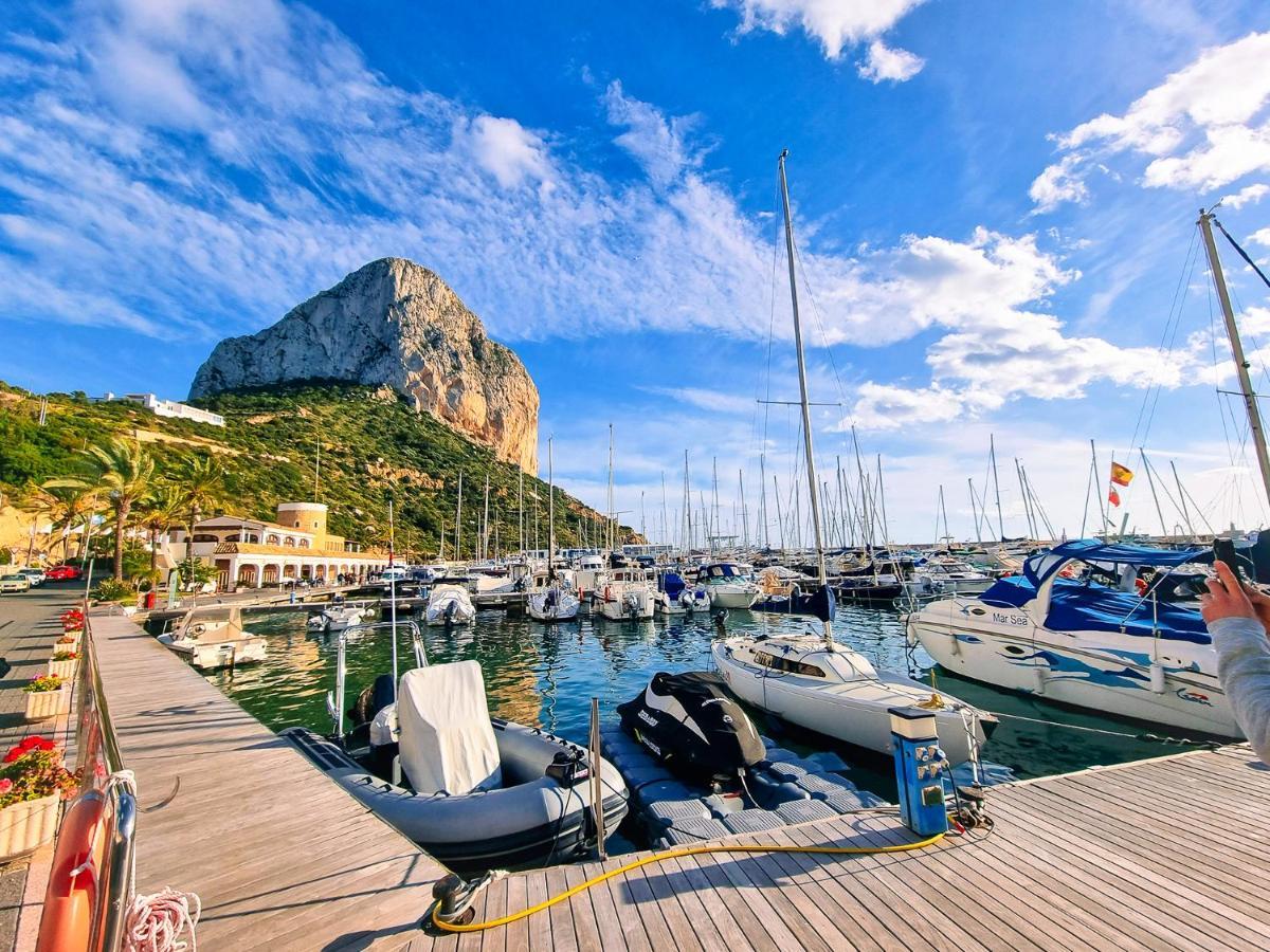The View: Sea, Mountain, Terrace, Swimming Pool Apartment Calpe
